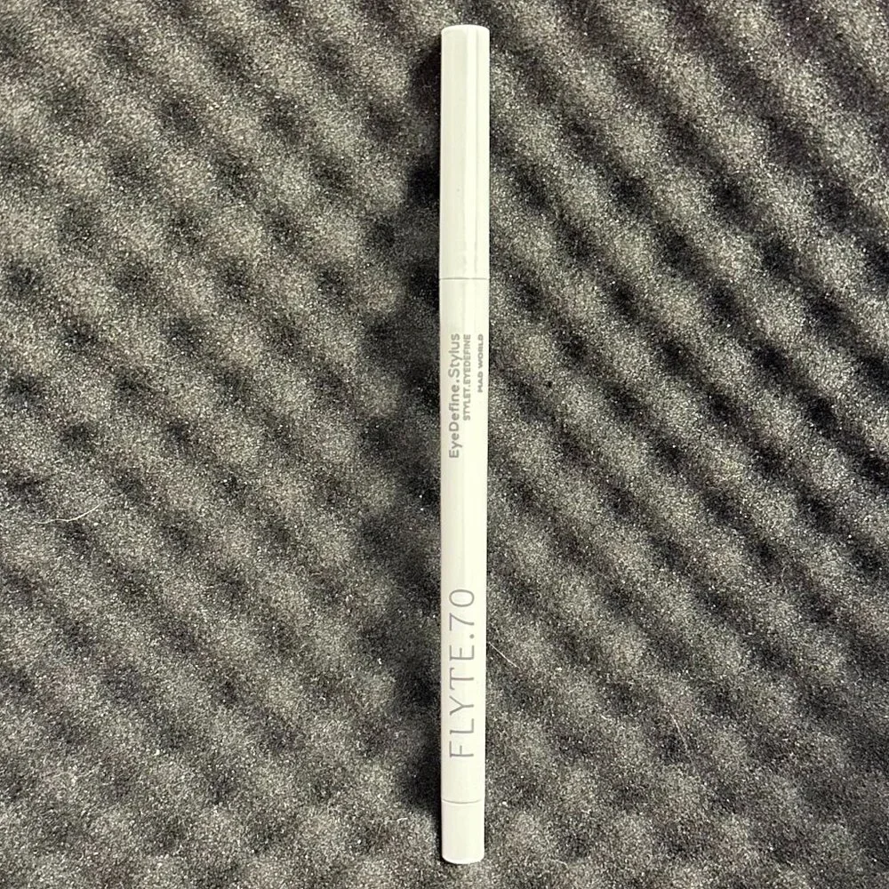 FLYTE.70 EyeDefine.Stylus